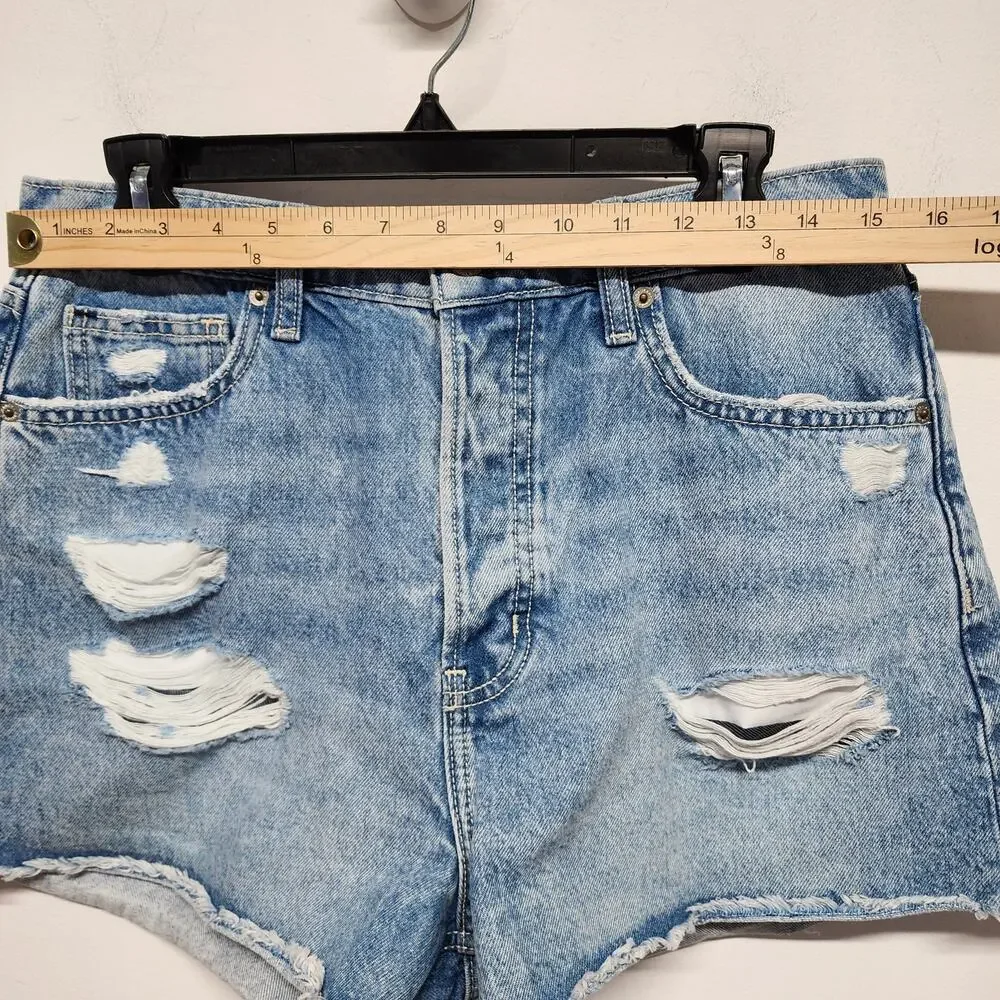 Arizona Womens High Waist Cutoff Denim Shorts Size 13/29 Light Wash Baggy 90s